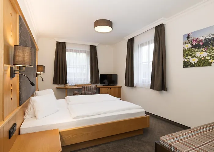 Hotel Oberkarteis 4*